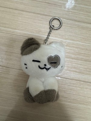 ITZY KKengEE Plush Keyring Sitting Ver. Official JYP Born to Be Warutsu
