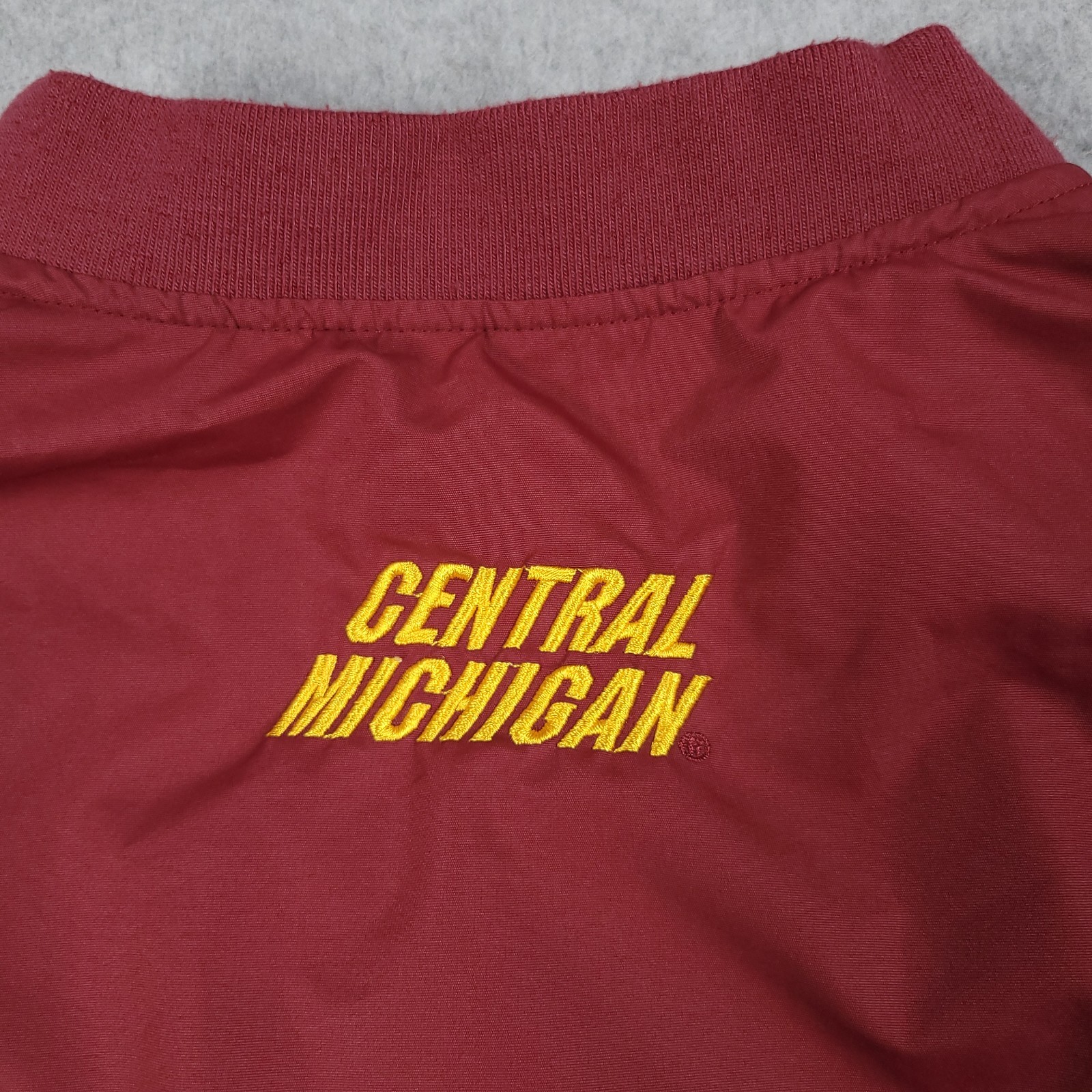 Vintage Central Michigan Chippewas Jacket Men XL Y2K Center Big Logo Pullover