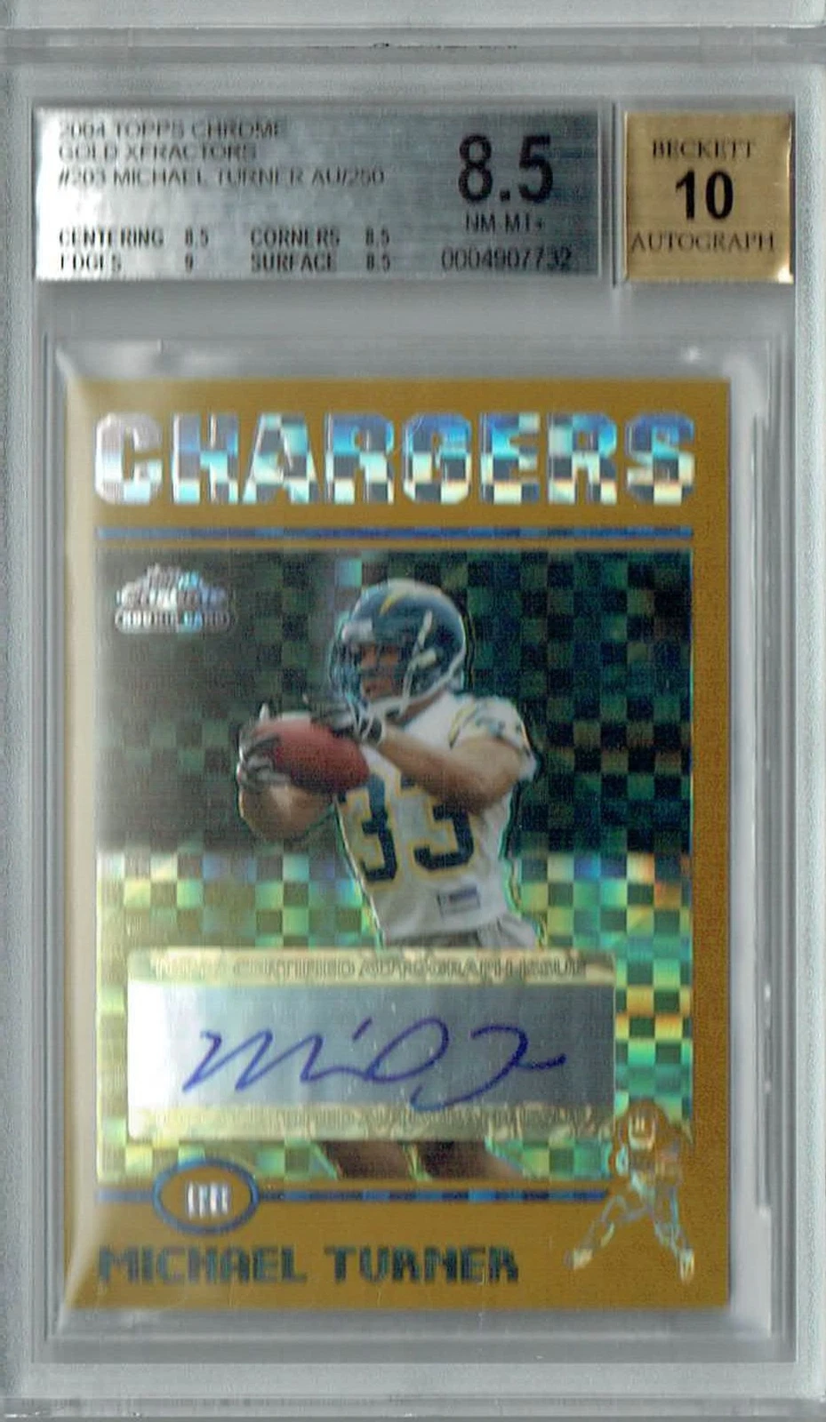 Michael Turner Topps Chrome #203 Autograph-Gold Xfractor