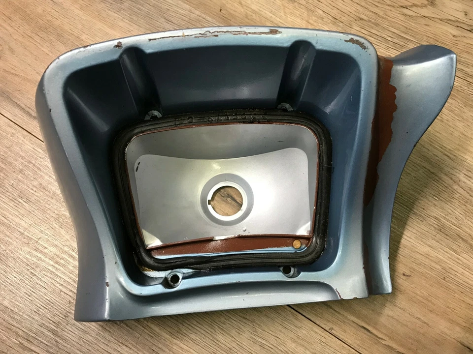 Pontiac Beaumont Sport Deluxe 1967 67 usado GM luz trasera derecha cuarto extensión Foto 2 de 4