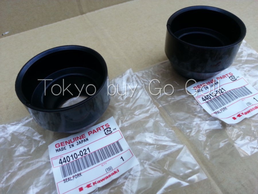 小物 ks 3Kawasaki Z1 H1 H2 KH500 Front Fork Dust Shield set NEW Genuine