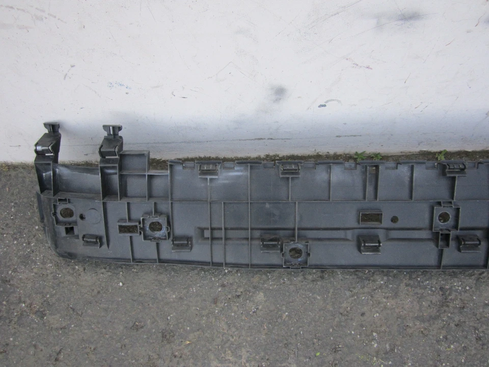 Оригинальный центральный кронштейн для поддержки заднего бампера nn705116 Volvo S60 2001 2002 2003 2004 годов выпуска - Изображение 4 из 4