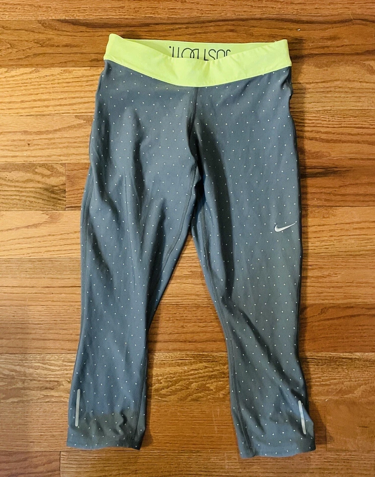 Nike Mujer Atlético Lote Camisas Pantalones Talla S M L Entrenamiento Gimnasio Yoga Lote de 9 Piezas Foto 2 de 4