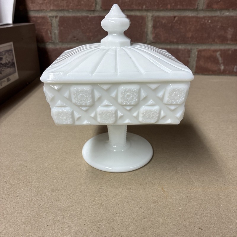 Westmoreland OLD QUILT Milk Glass Footed Candy Dish with Lid
