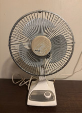 De colección. Ventilador de escritorio oscilante Lasko 1995 9" esfera de 2 velocidades tipo 9 parrilla de metal