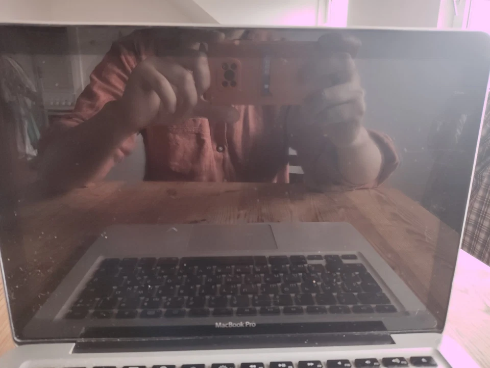 MacBook Pro Model: A1278  defekt/ Ersatzteilen /Bastler  - Bild 3 von 4