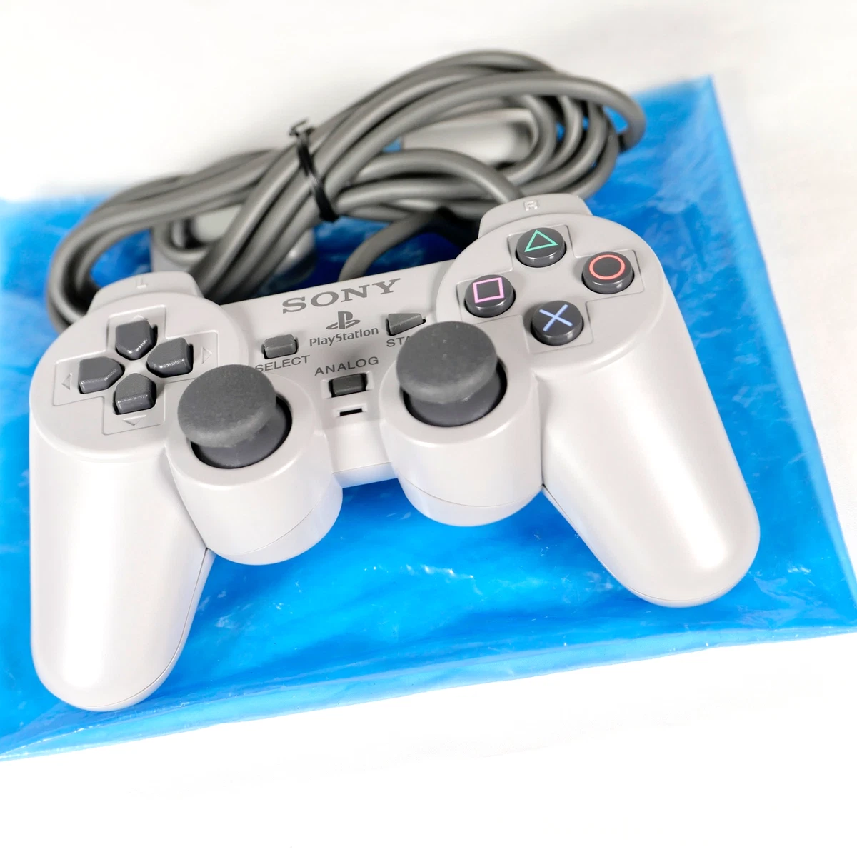 PlayStation 1 pour pièces avec tous les câbles et 3 manettes - Consoles