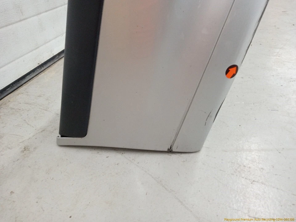 Volvo 850 Front Bumper Cover Without Fog Lamp Light Silver Fits 1994-1997 94 95 - Image 2 of 4