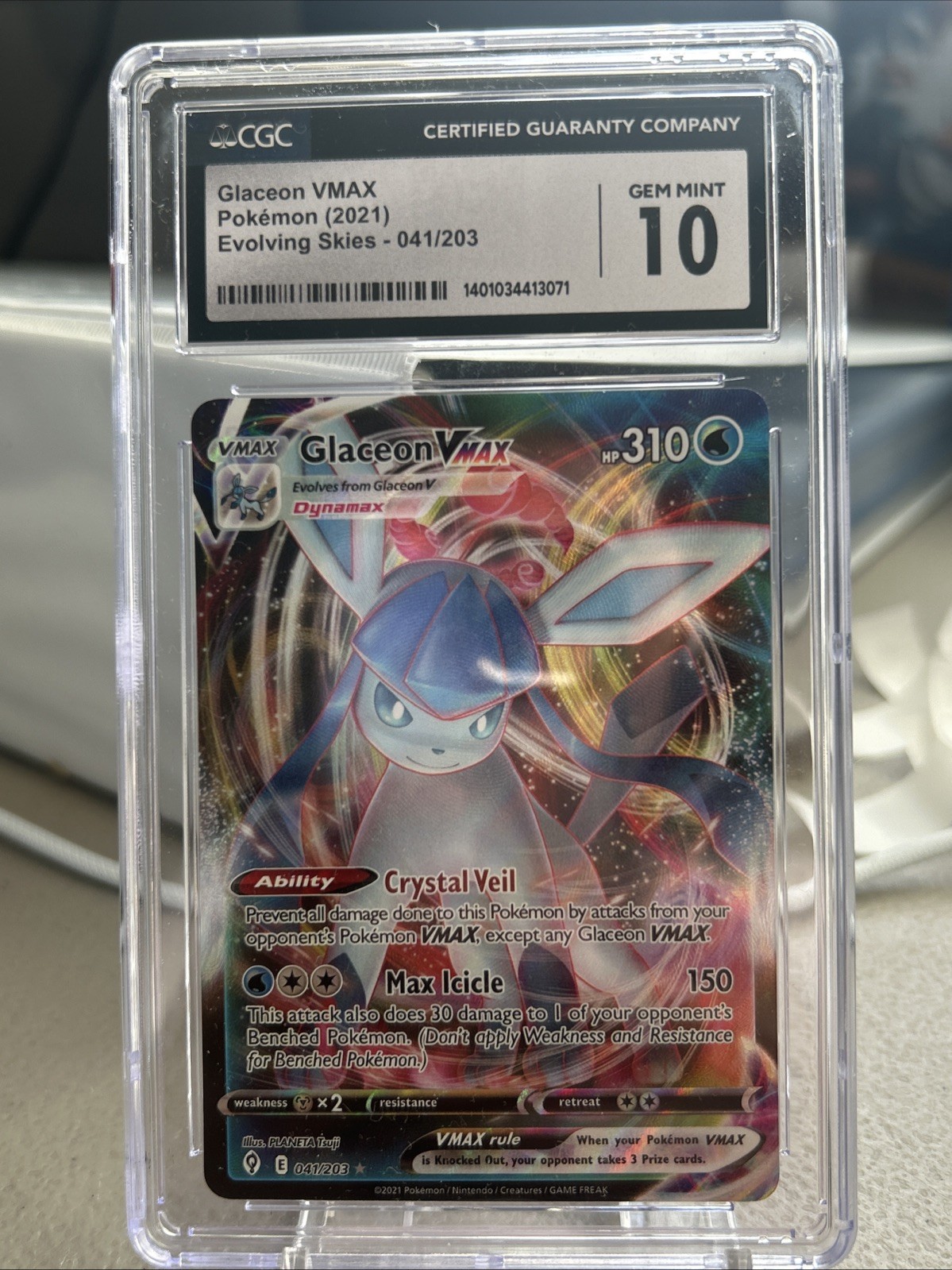 2021 Pokemon Glaceon VMAX Evolving Skies 041/203 - CGC 10