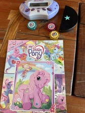 Friendchips Electronic Handheld Games Instant Messaging Girl Tech & Misc