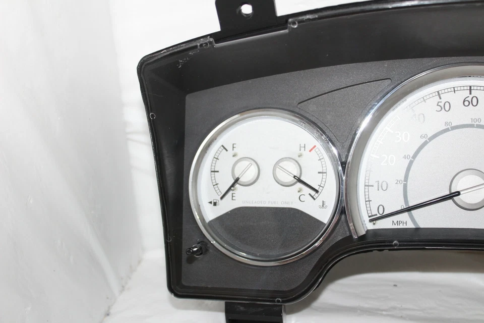 Speedometer Instrument Cluster Dash Panel 2007 08 Chrysler Aspen 194,847 Miles - Image 3 of 4