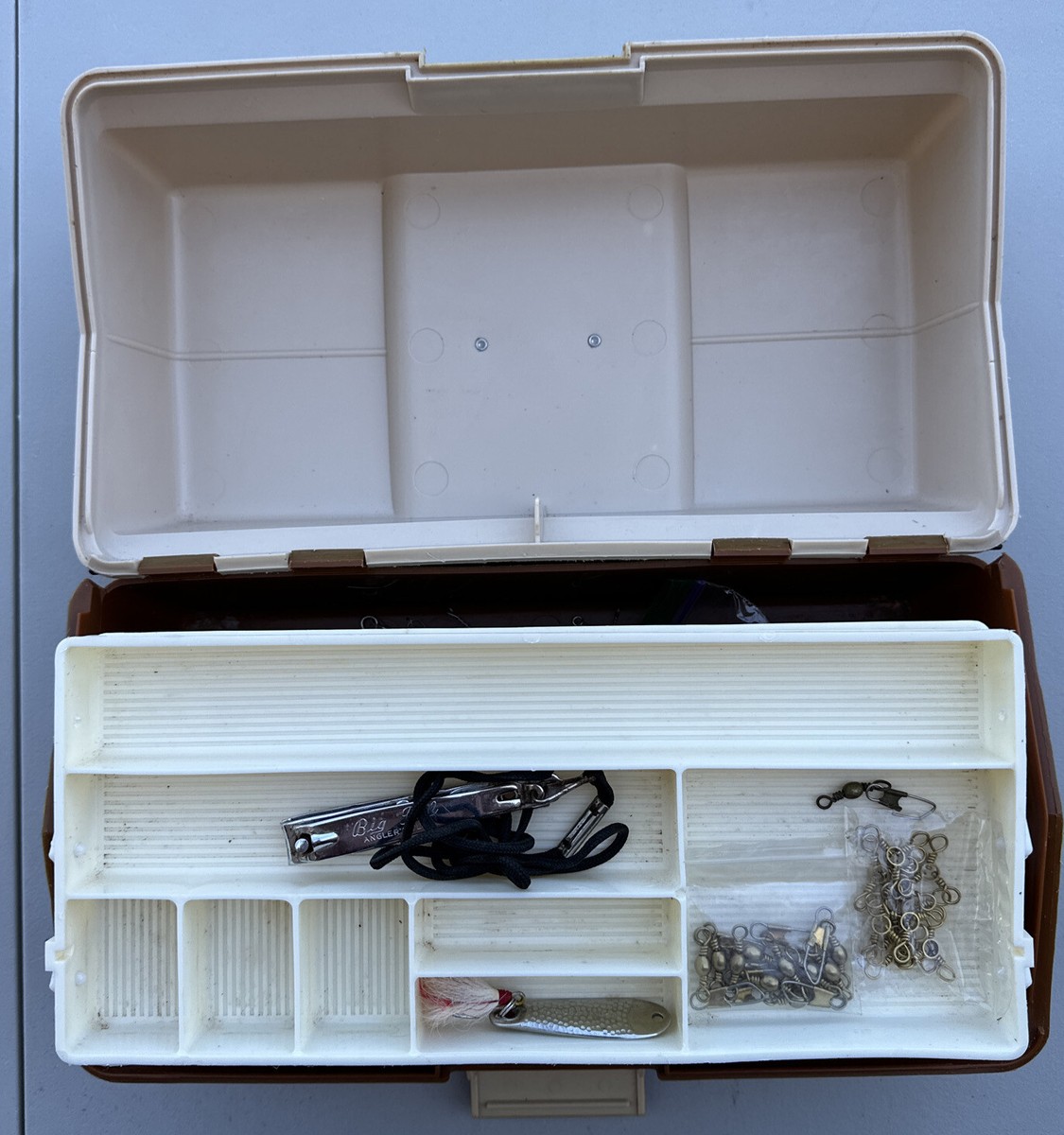 castcraft tackle box Vintage Preowned Cast Craft Fishing Tackle Box And Tackle