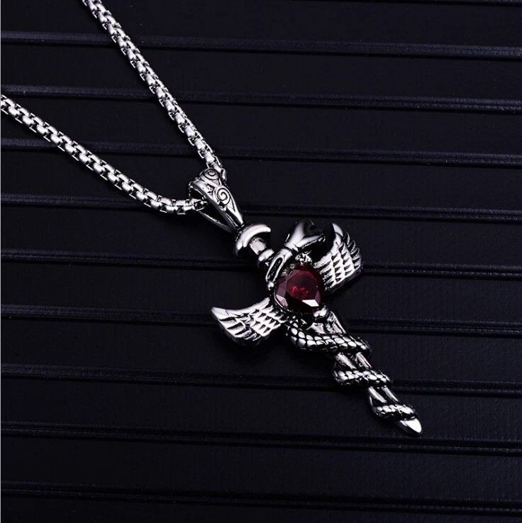  Collar colgante cruz circonita cúbica imitación zafiro alas de ángel de acero inoxidable para hombre Foto 3 de 4