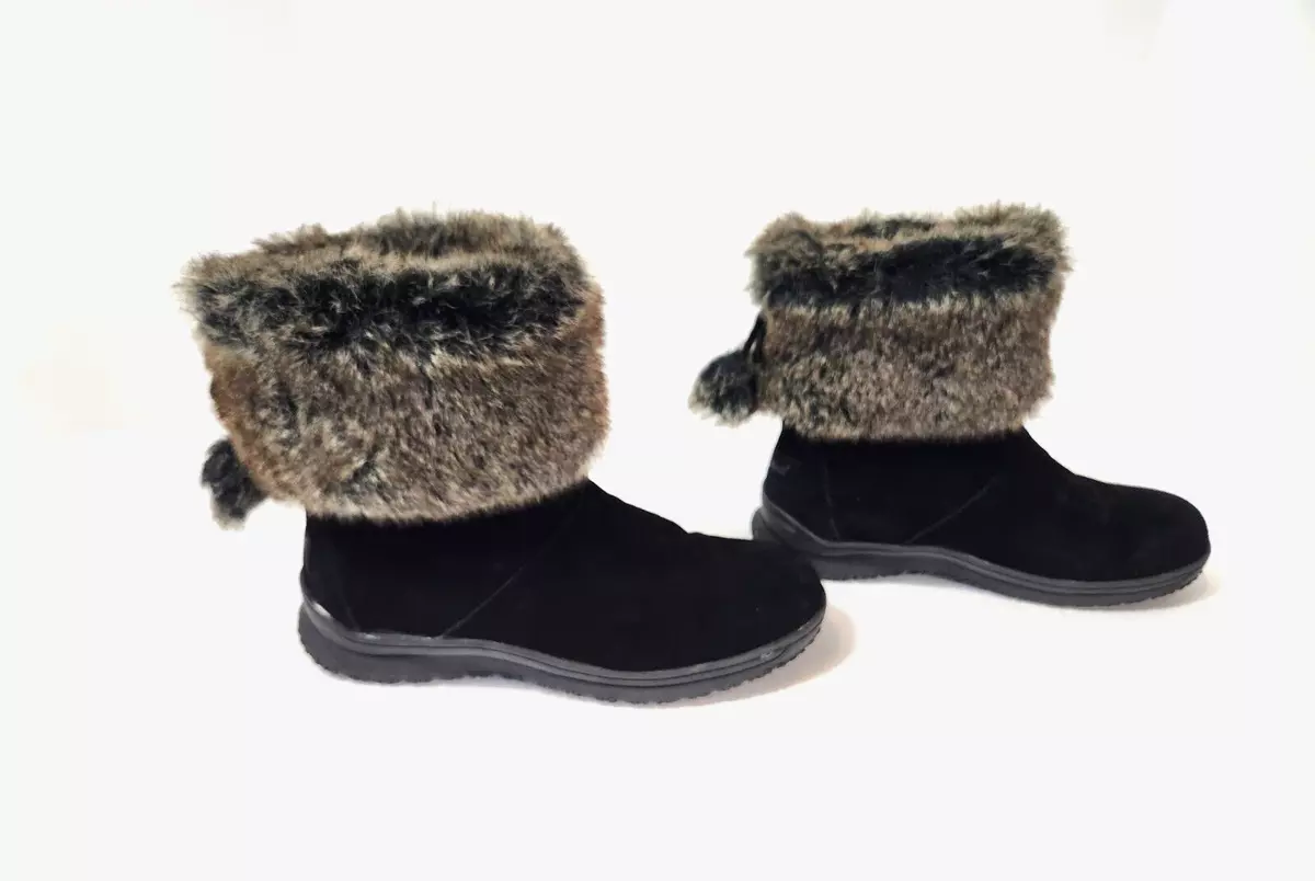Minnetonka boots hotsell with fur