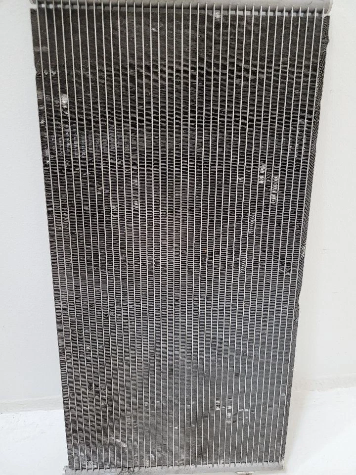 Condensador de CA Lincoln MKC 2015 2016 2017 2018 2019 Foto 2 de 4