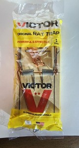 Victor Original Certified Wood Rat Snap Traps 1 Pack Indoor/Outdoor Use