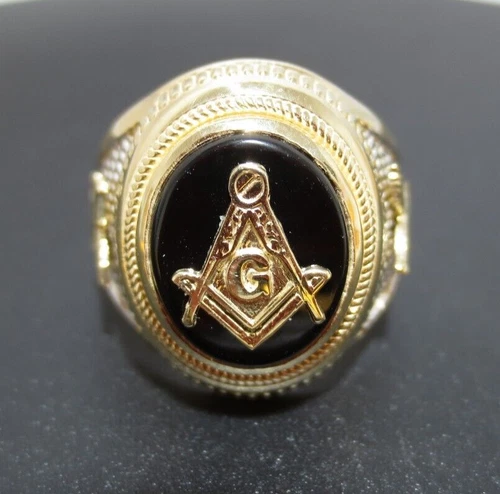 10K YG MEN'S MASONIC RING W/ BLACK ONYX SZ 9 20.06mm WIDE 5.16 grams (G131846-1)