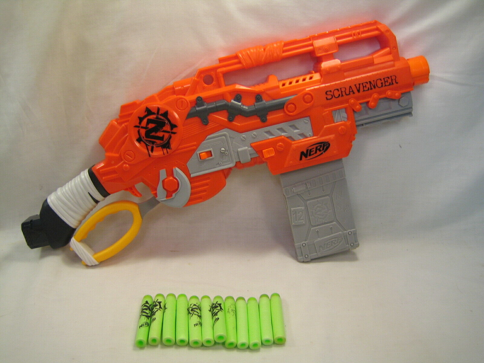 Nerf Zombie Strike Survival System Scravenger, INcludes 26 Darts 