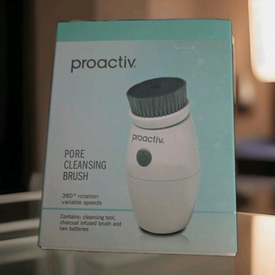 Proactiv  PORE CLEANSING BRUSH 360 Rotation Variable Speeds with two Attachments