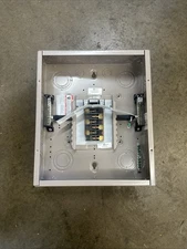 Eaton Cutler-Hammer CH12L125B 125A 12-Pole Indoor Main Lug Panel (No Cover)