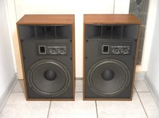 2 Beautiful Realistic Mach One 3 Way Stereo Speakers Liquid Cooled 4024A XCLNT!