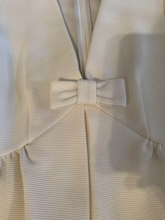 Abito donna Miu Miu taglia gratis indossato delicatamente design elegante GIAPPONE