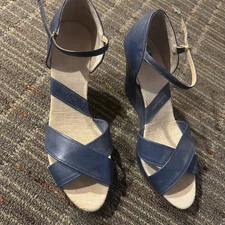 Vintage Bare traps Wedge Heels  Women Size 8 1/2 Blue Leather