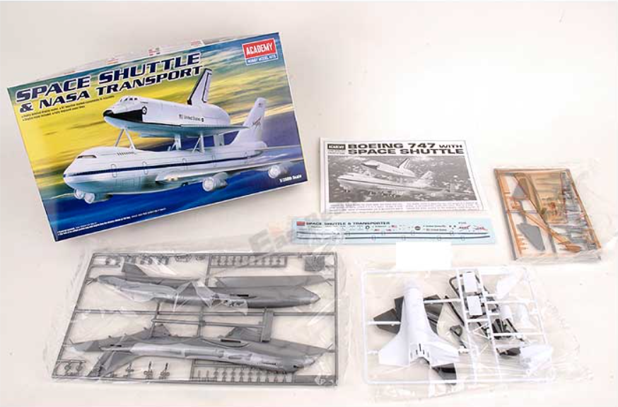 1/288 SPACE SHUTTLE & BOEING 747 CARRIER Plastic model kit #12708