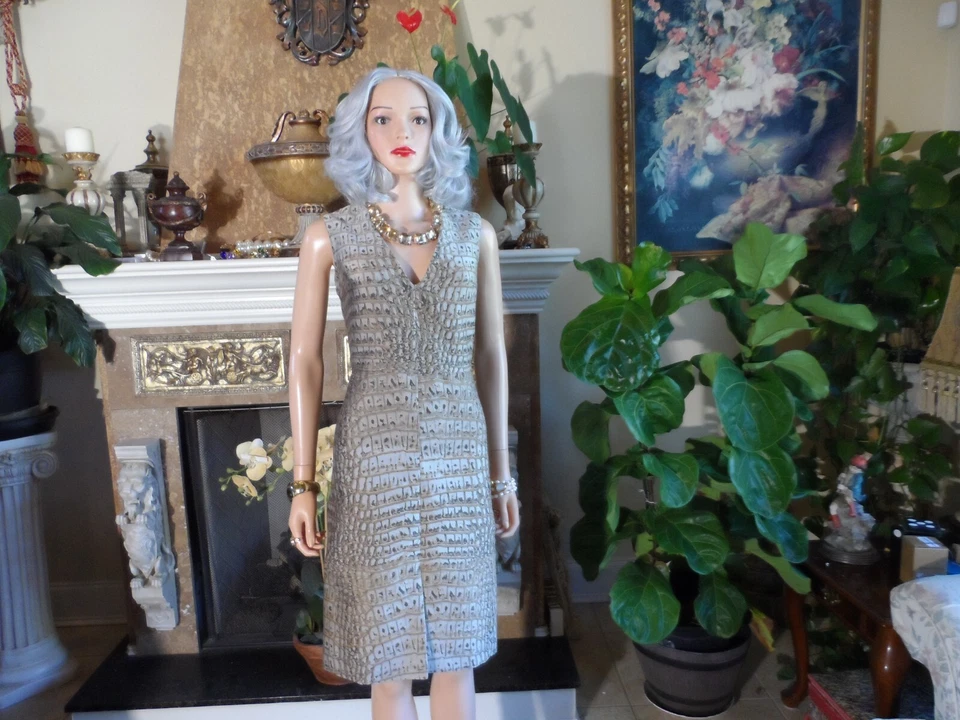 Vestido Stella McCartney Beige Multi Cocodrilo Estampado Jacquard Cuello en V Línea A Talla 40-4 Foto 2 de 4