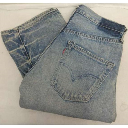 Levi's LVC 501XX 47501 47th Year Reproduction Jeans in Blue Levi's LVC 501XX 47501 47th Year Reproduction Jeans in Blue