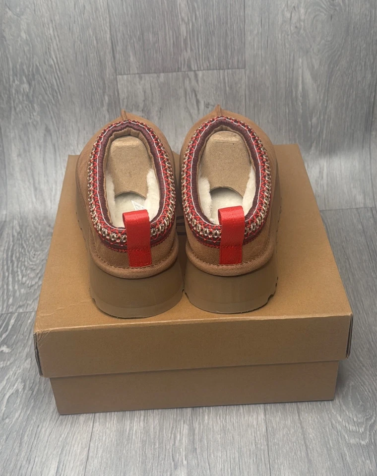 UGG TAZZ CHESTNUT SUEDE MULE PLATFORM SHOES WOMENS SLIPPERS NEW in box - Image 4 of 4