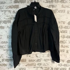 NWT! H&M Divided Long Sleeve Button Down Blouse Top Size M Black