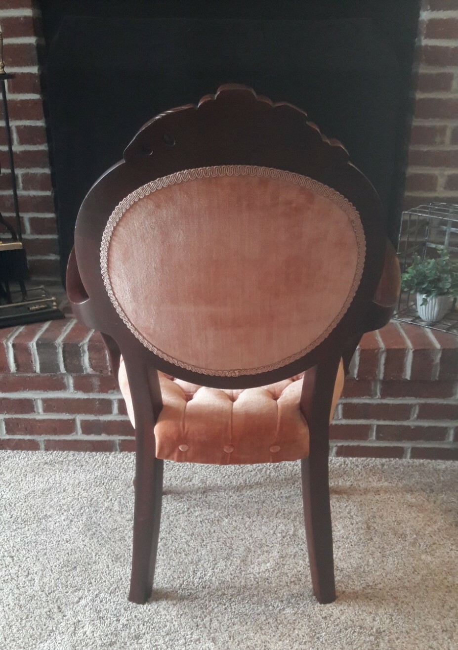 Picture 4 of 12