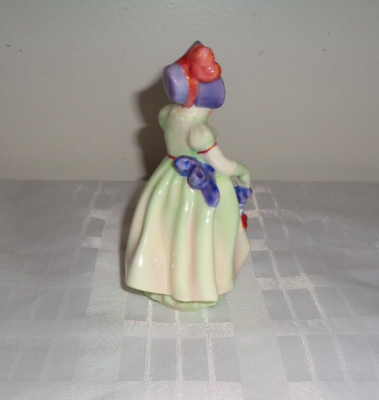 ロイヤルドルトン フュギリン Babie Vintage ROYAL DOULTON Figurine 