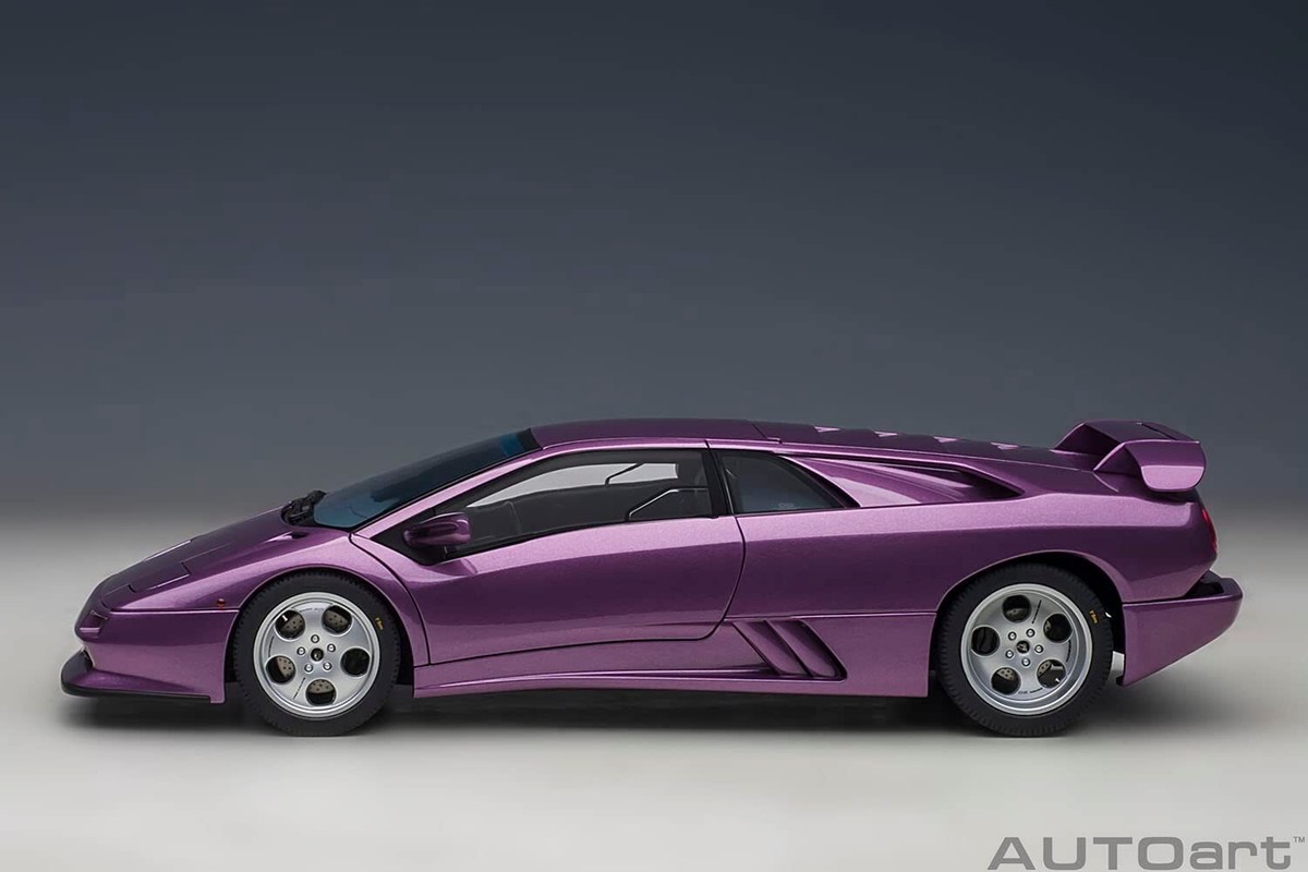 AUTOart Lamborghini Diablo SE30 1:18 Car - Purple (AA79158