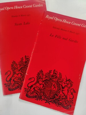 VINTAGE ROYAL OPERA HOUSE COVENT GARTEN BALLETTPROGRAMME X 2 - SCHWANENSEE 