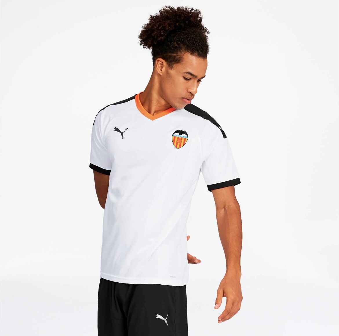 バレンシア Puma Valencia CF ホームユニフォーム　XL 公式 Mens Valencia CF アパレル＆商品 | DAZN