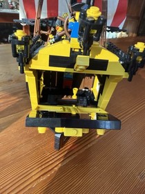 LEGO Pirates: Black Seas Barracuda (6285) See Description 100% Complete