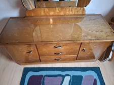 Spiegelkommode mit Großem Spiegel, Frisier- und Schminkkommode.