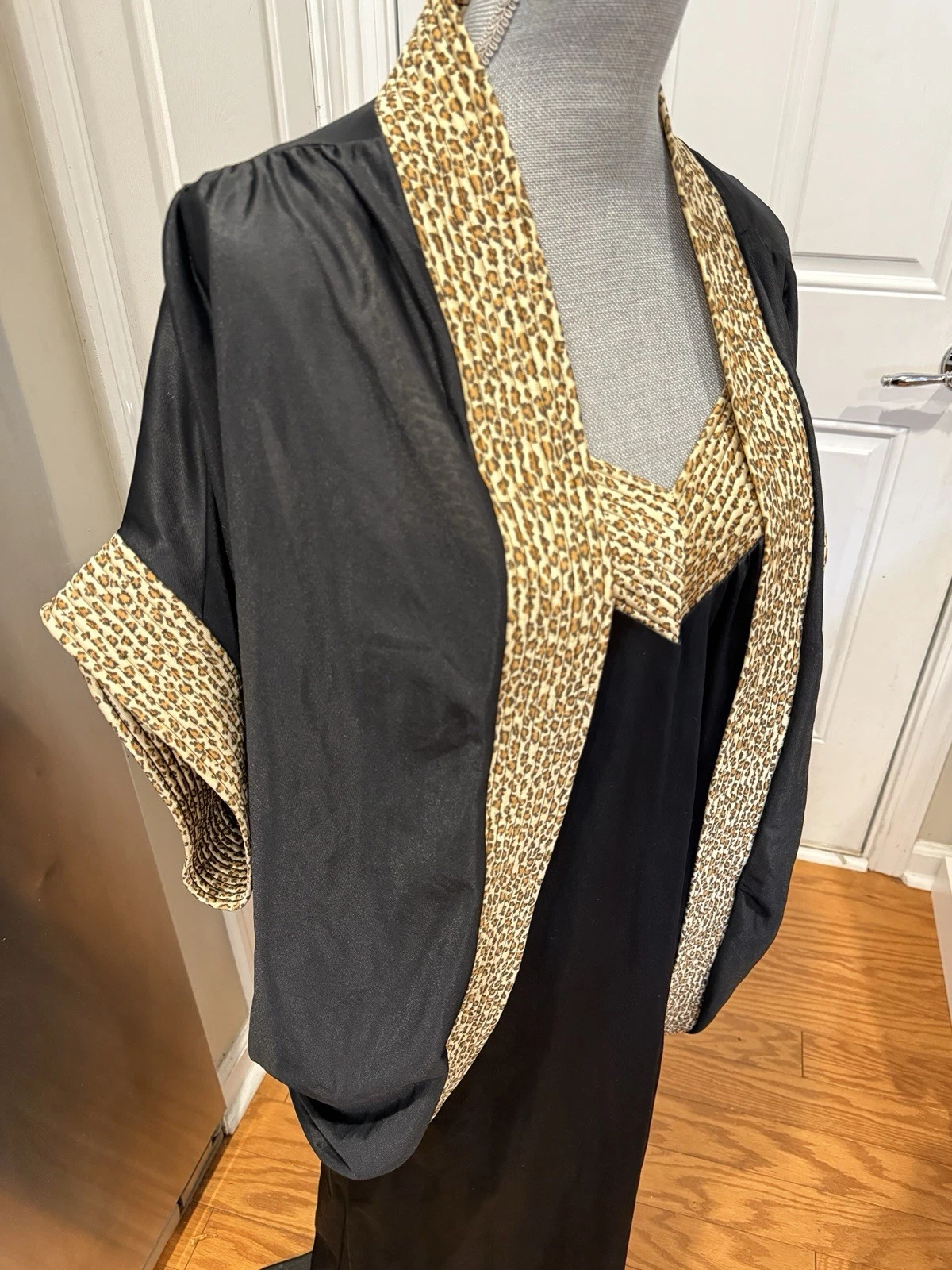 UNDERCOVER CAMICIA DA NOTTE VINTAGE ANNI 70 SOTTOCOPERTA NERA LEOPARDO E ABITO PEIGNOIR SMALL USA