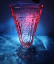 Federal Glass Company Sharon Pink Footed Ice Tea Tumbler Vintage Selenium 