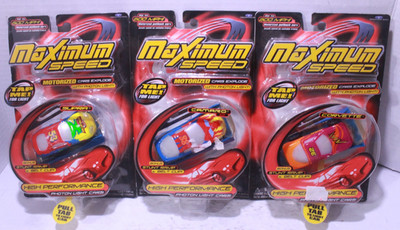 3x Maximum Speed Motorized Cars With Photon Light 1:64 Trendmasters 2000