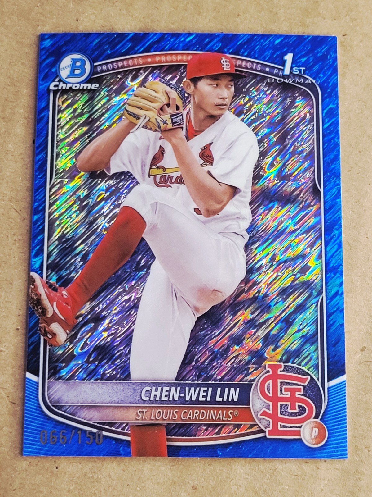 2025 Bowman Chrome Prospects Chen-Wei Lin #BCP-141 Blue Shimmer Refractor /150