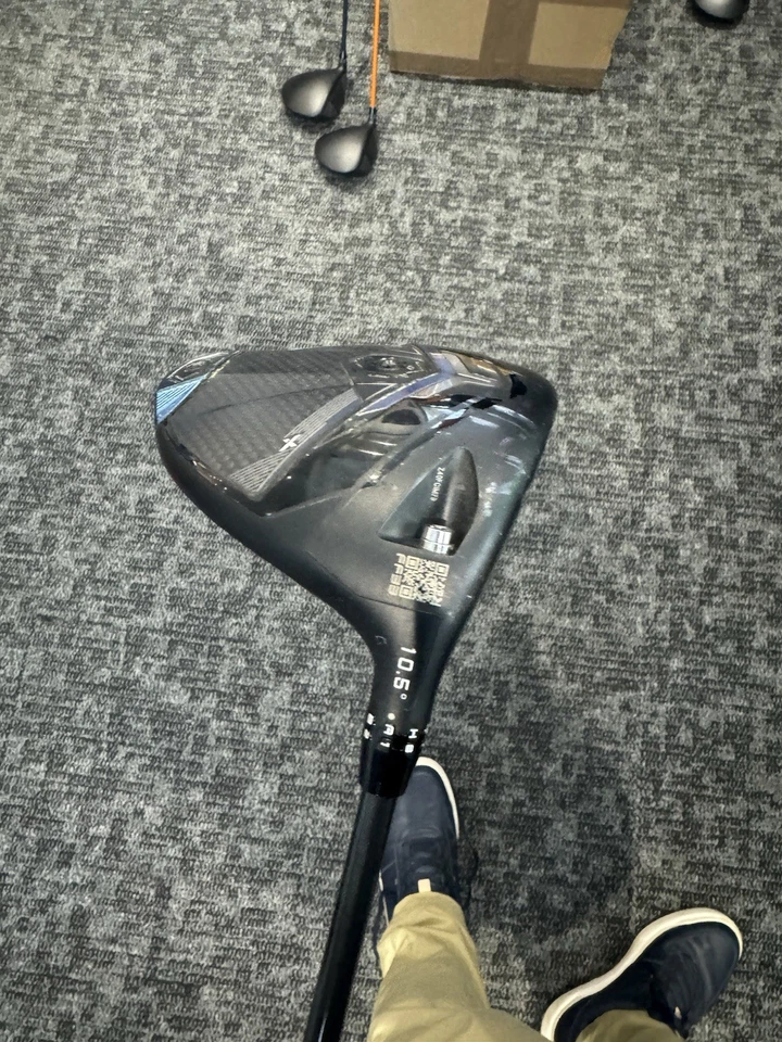 Cobra DS Adapt Driver 10.5 Degree - Image 2 of 4