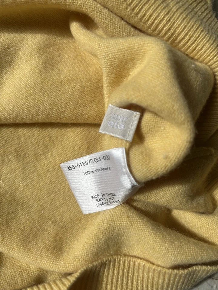 Uniqlo Cashmere Sweater Pullover Yellow Size M Used - Image 4 of 4