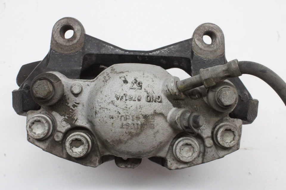 AUDI S4 2010 - Conjunto de pinza de freno delantera derecha OEM 10-12 Foto 2 de 4