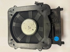 BMW X1 F48 F49 2016 Subwoofer 9278066 VNA1467