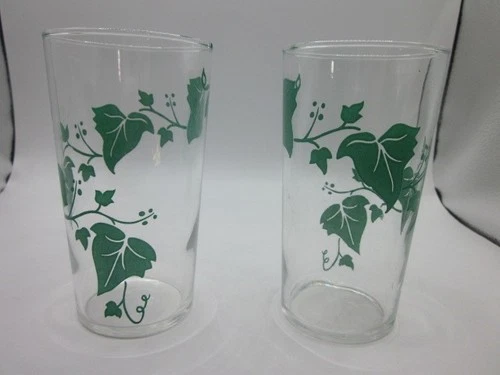 2 Vintage 1950's Federal Glass Southern Ivy 4.75" Glasses/Tumblers Retro