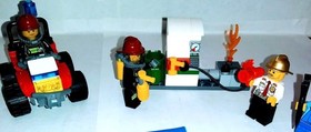 Lego Set #60088 Lego City Fire Starter Complete 4 mini figures firemen