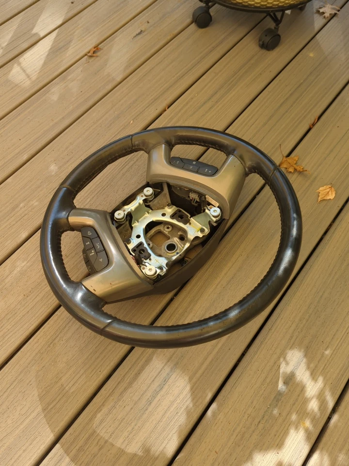 Chevrolet Silverado Tahoe 2012 volante de cuero negro con crucero 07-13 OEM Foto 3 de 4